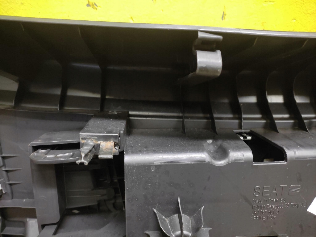 SEAT EXEO KOMBI cover bonnet boot 3R9867601