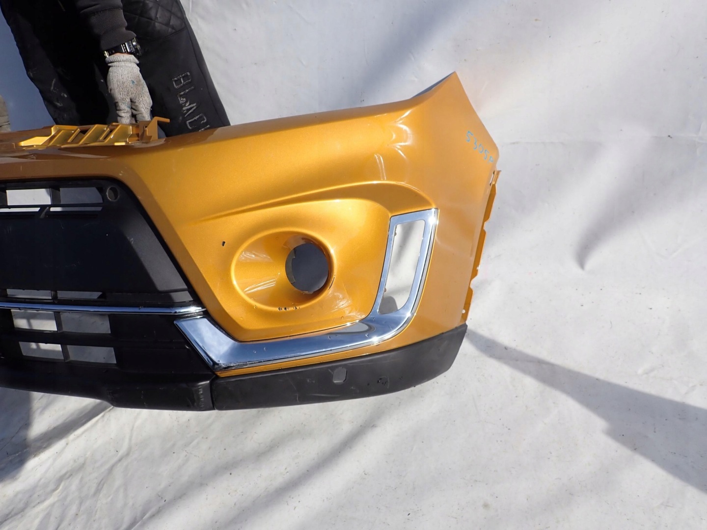 SUZUKI VITARA II 2 LIFT 18- bumper front PDC