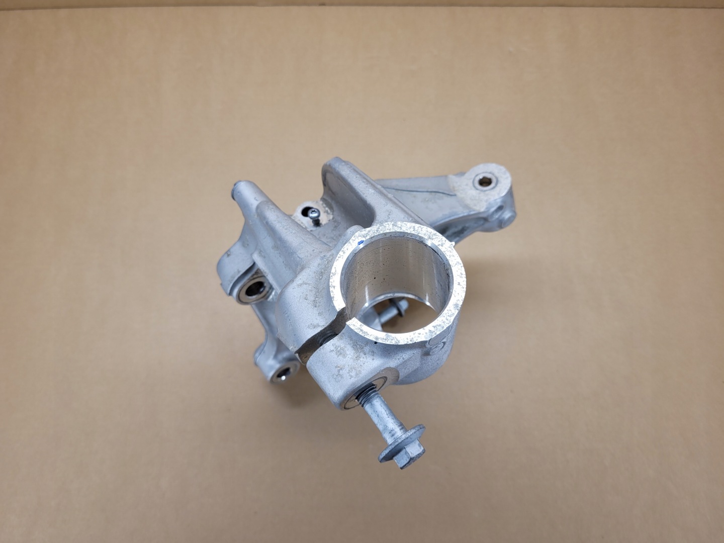 front front right swing VOLVO C40 XC40 E400V