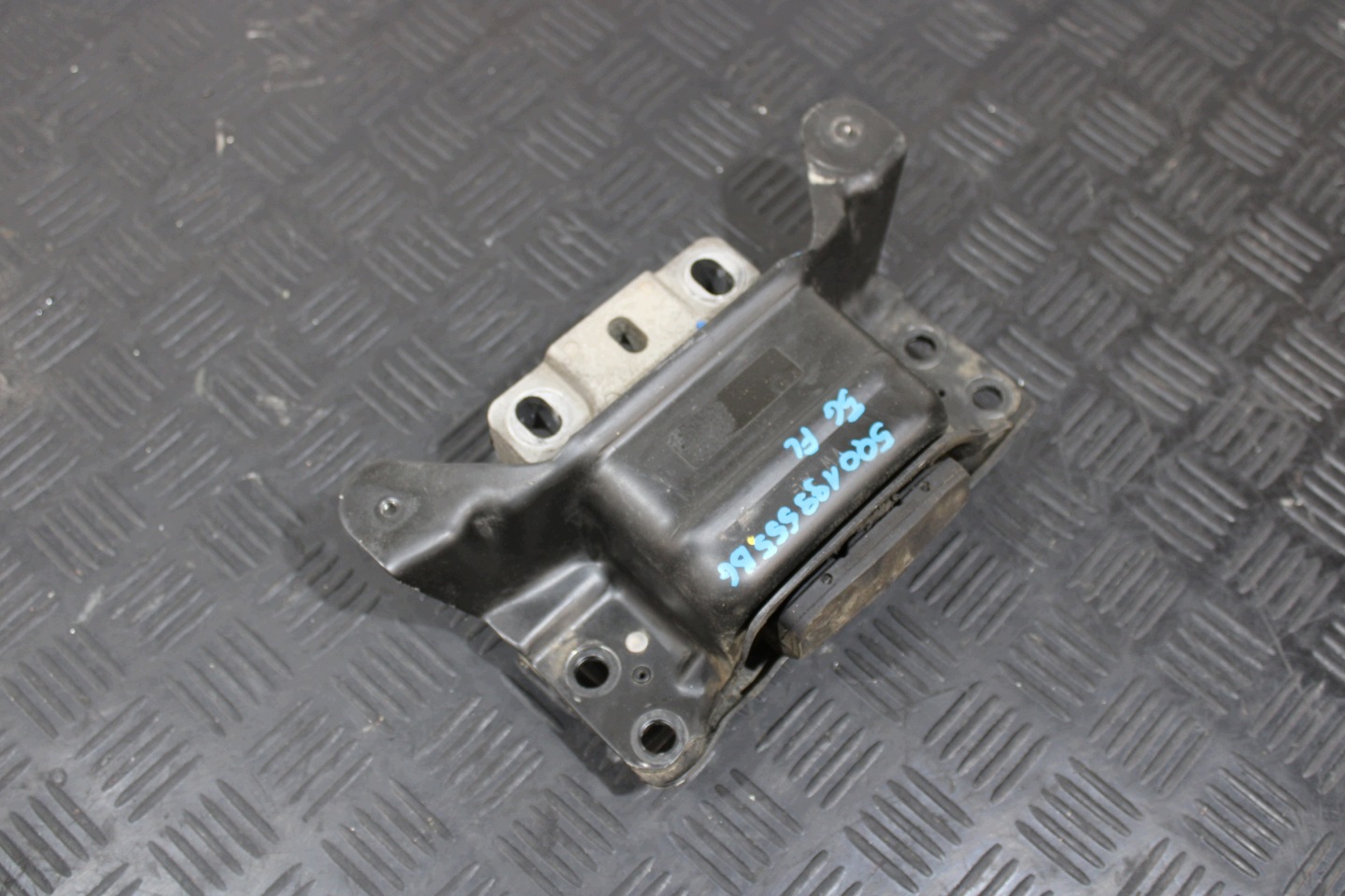 holder engine mount 5Q0199555BG VW GOLF VII 7 5G0 LIFT