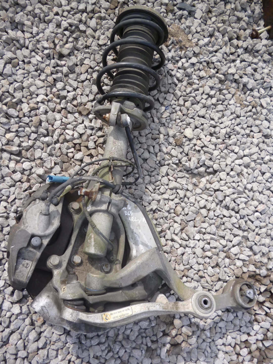 BMW 7 E65 tlumič čepu otoč předek levá