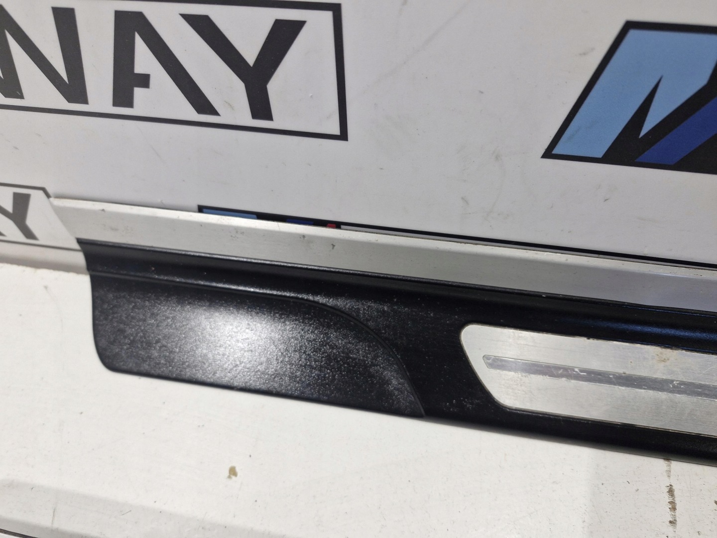 8204113 8204114 BMW E46 COUPE CABRIO moulding cap threshold KOMPLET