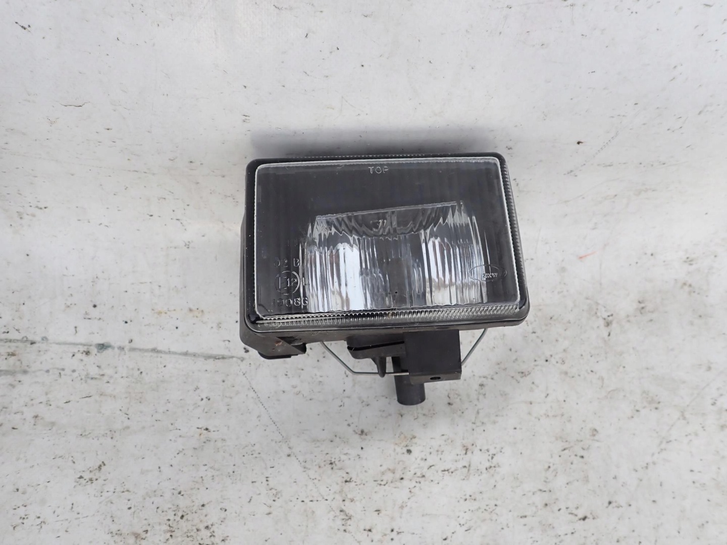 VOLVO 440 460 LIFT 93-96 Nebelscheinwerfer links