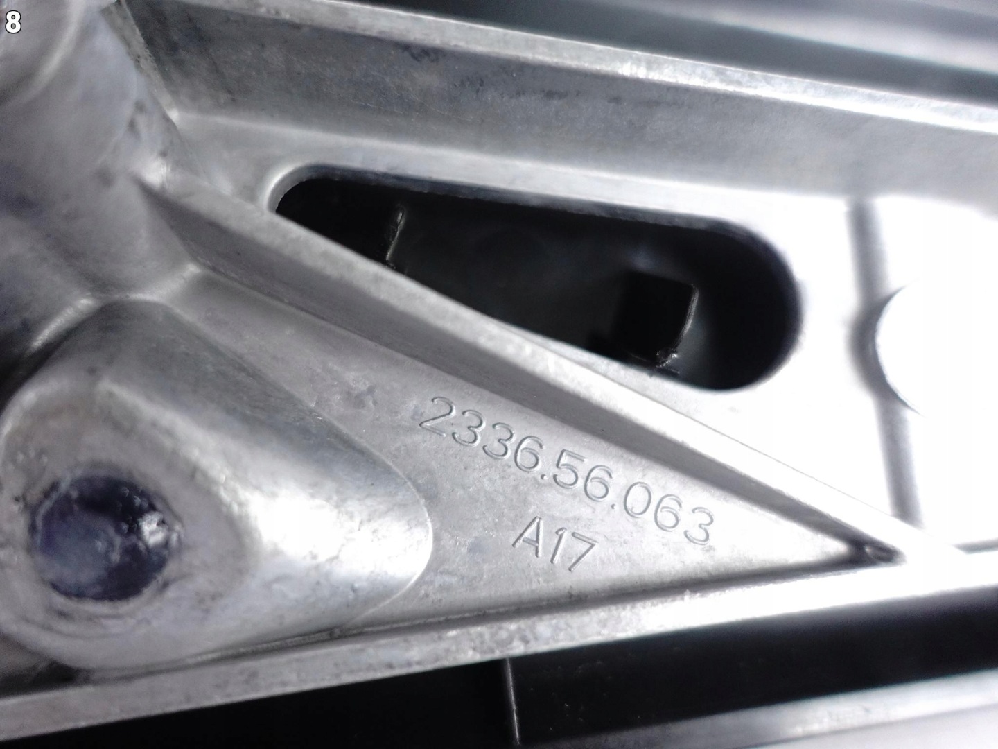 BMW 2 F46 GRAN TOURER 15-22 LCI arm support mirror left