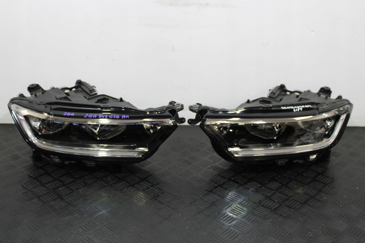 lights light front front LED 2GA941036AM 2GA941035AM VW T-ROC 2GA LIFT FL
