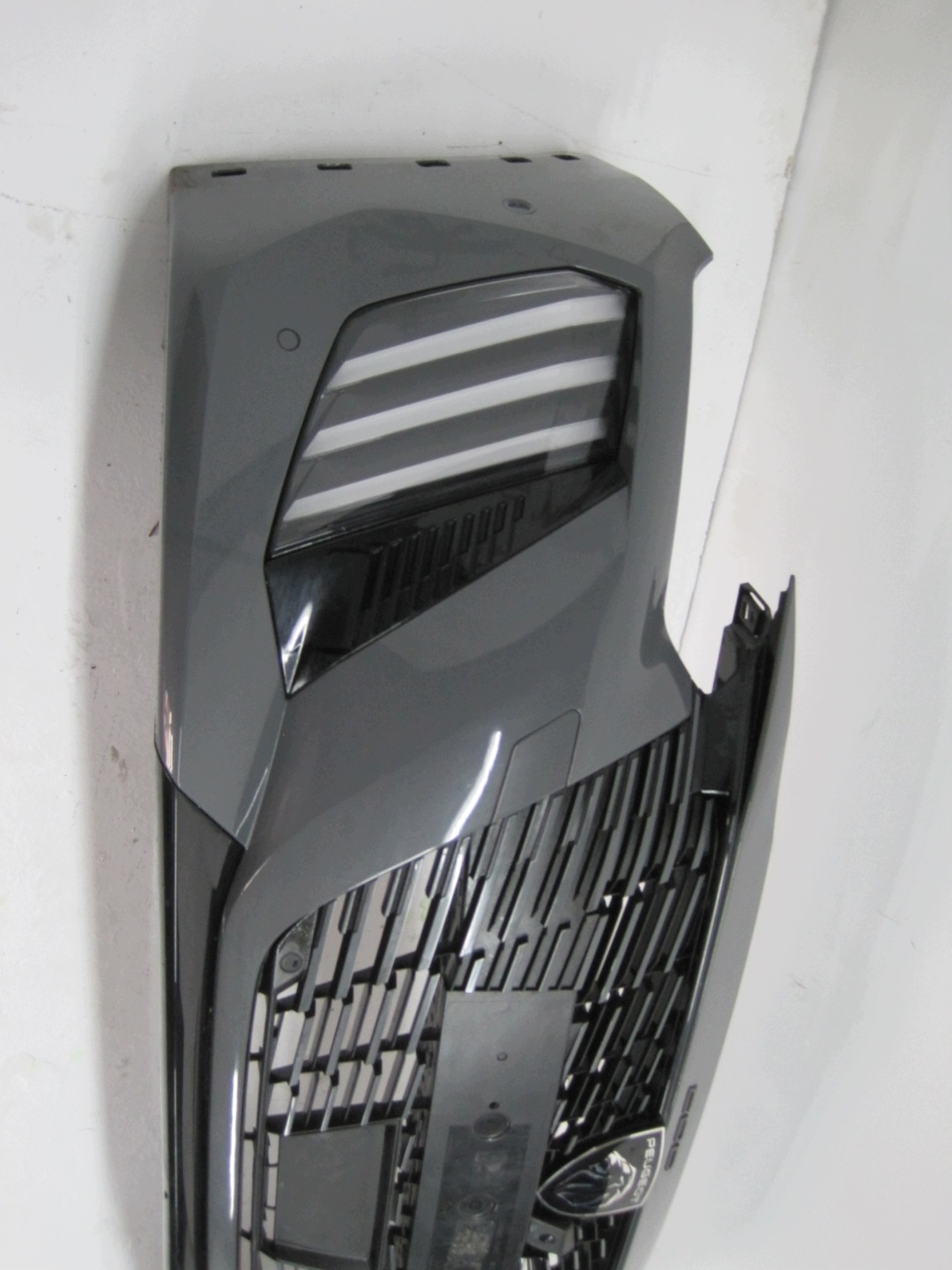bumper PEUGEOT 208 6 PDC KAMERA LIFT front front