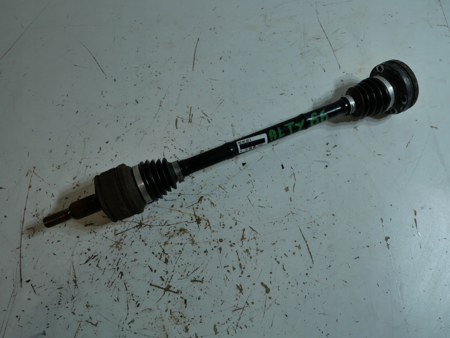 semi-axis rear part 7E0501201C 4X4 DSG VW T6