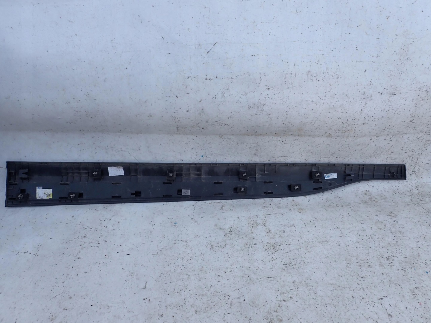 HYUNDAI KONA 17- moulding door right front