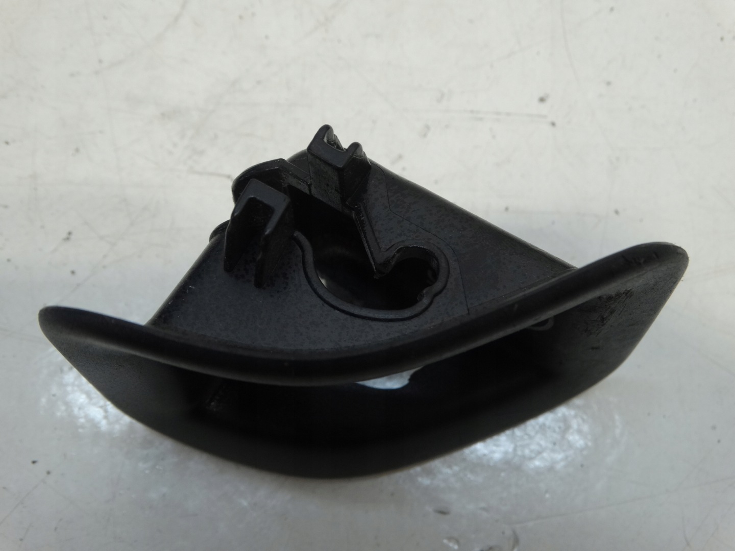 PROWADNICA SYSTEMU Halter ISOFIX AUDI A4 B8 07-15R. 8T0887233B