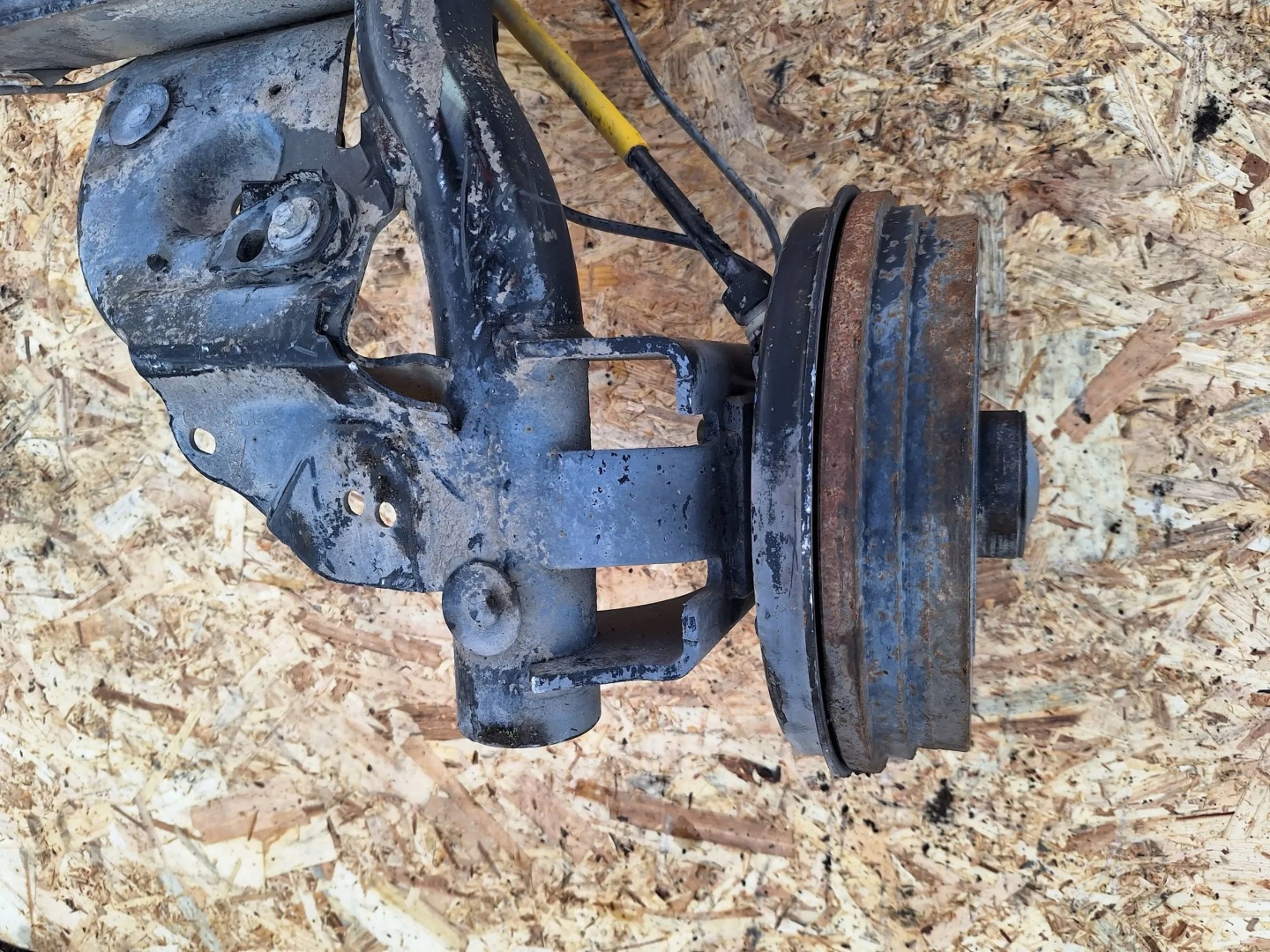 axis rear part Renault Clio IV H-B 12