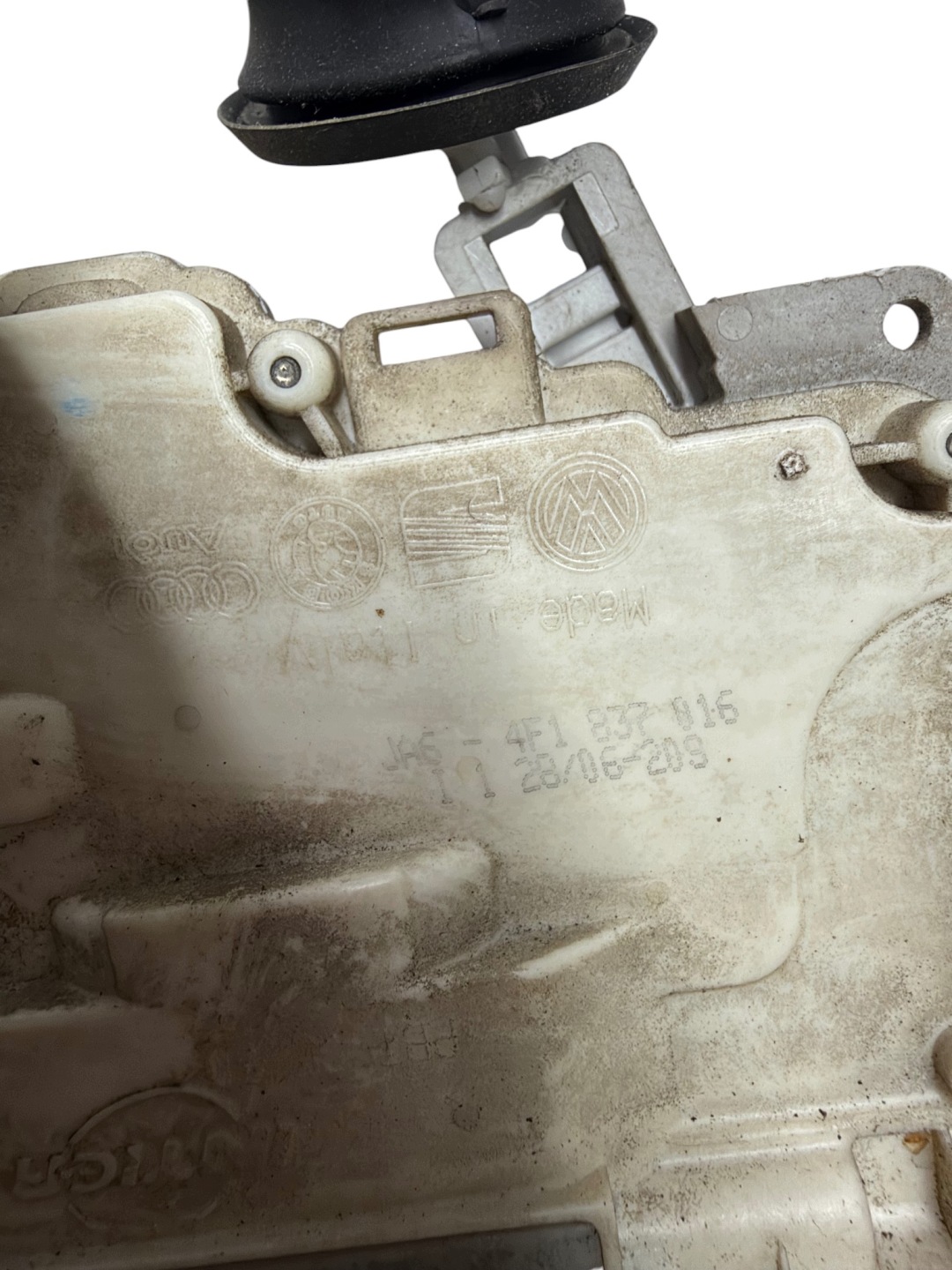 schloß tür rechts vorne AUDI A6 C6 4F1837016