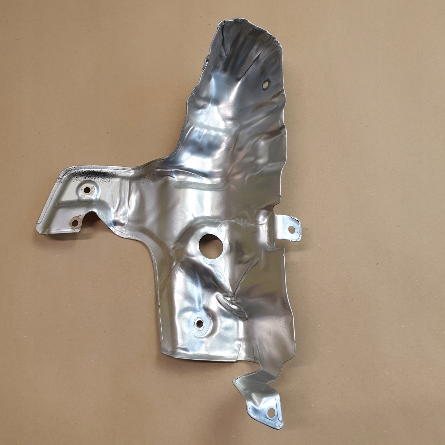 cover TERMICZNA header pipe sheet metal VOLVO XC40 II 2.0D OE