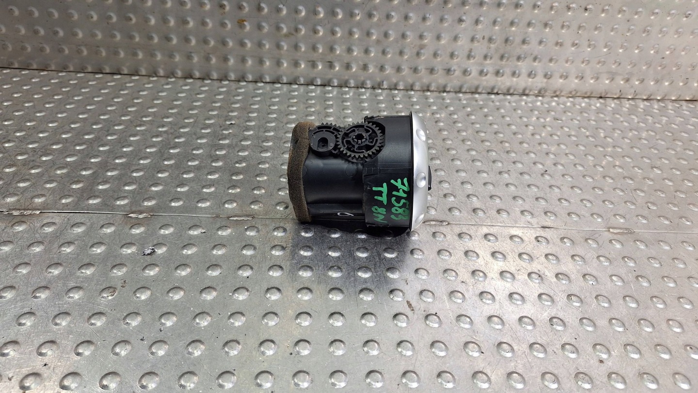 grid air conditioning devices 8N0820901 AUDI TT and 8N