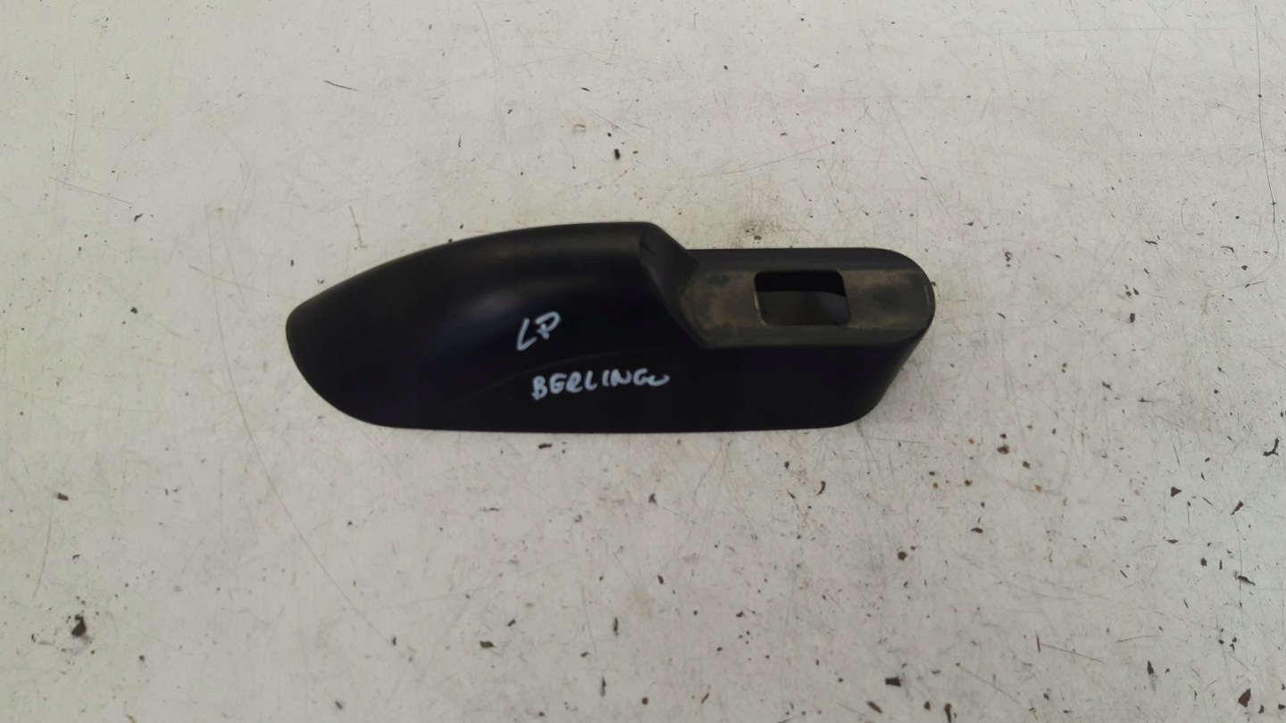spoiler relingu left front Citroen Berlingo III 1,6 HDI