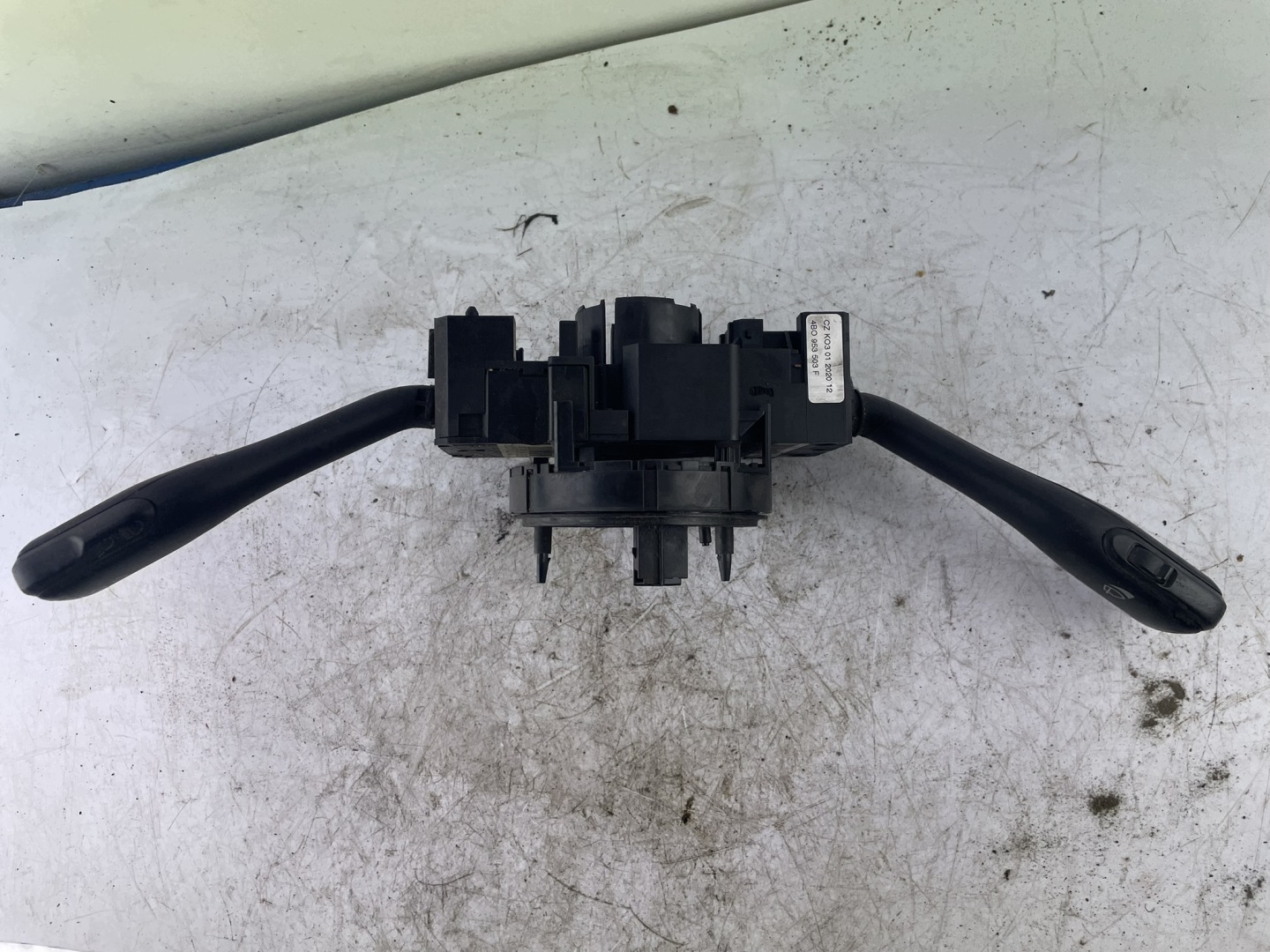 commande levier commodo sous volant 4BO 953 503 F Skoda Fabia et 6Y2