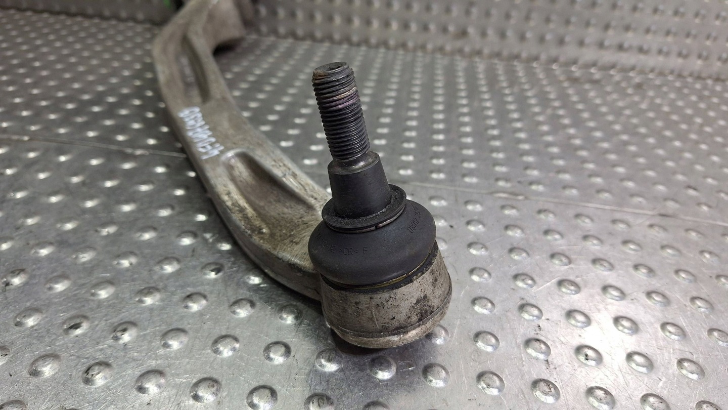 rameno levý předek 4F0407693B AUDI A6 C6