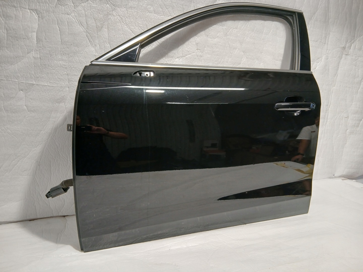 AUDI A4 B9 LIFT sedan door left front LY9T