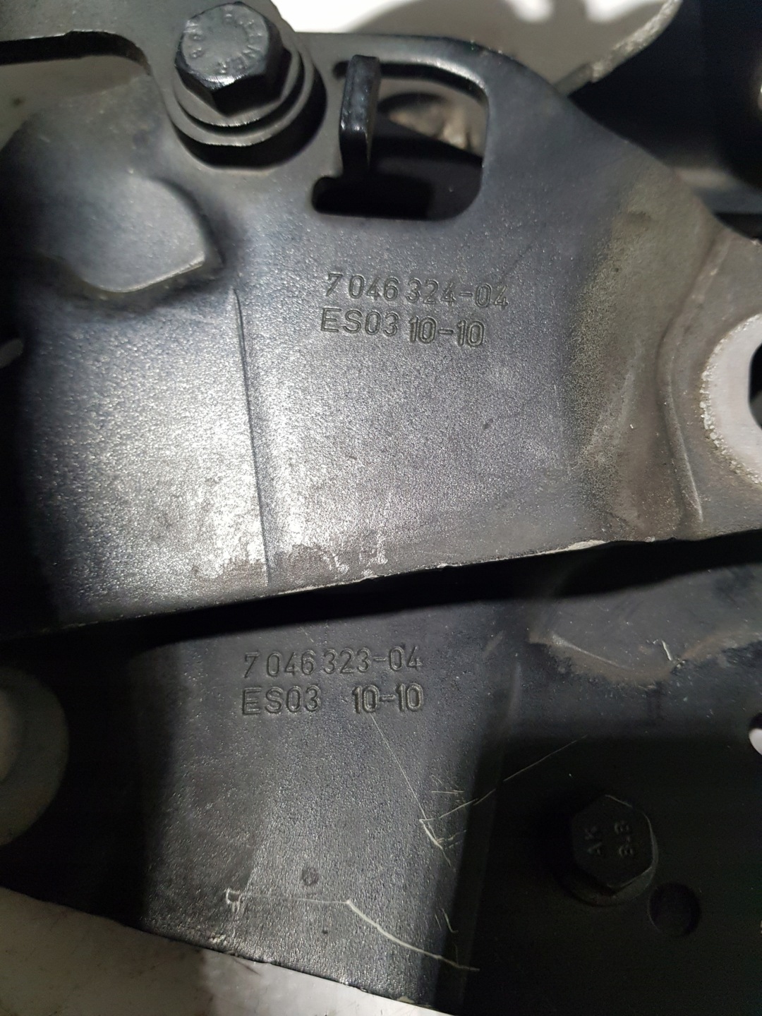 bonnet hinges KOMPLET right + left BMW 5 GT F07
