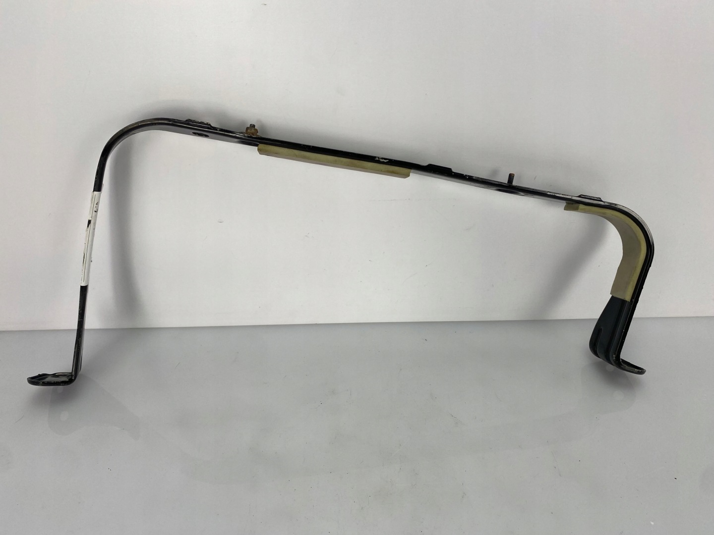 Obejma Halter Behälter tank Dodge Charger 2015+ USA