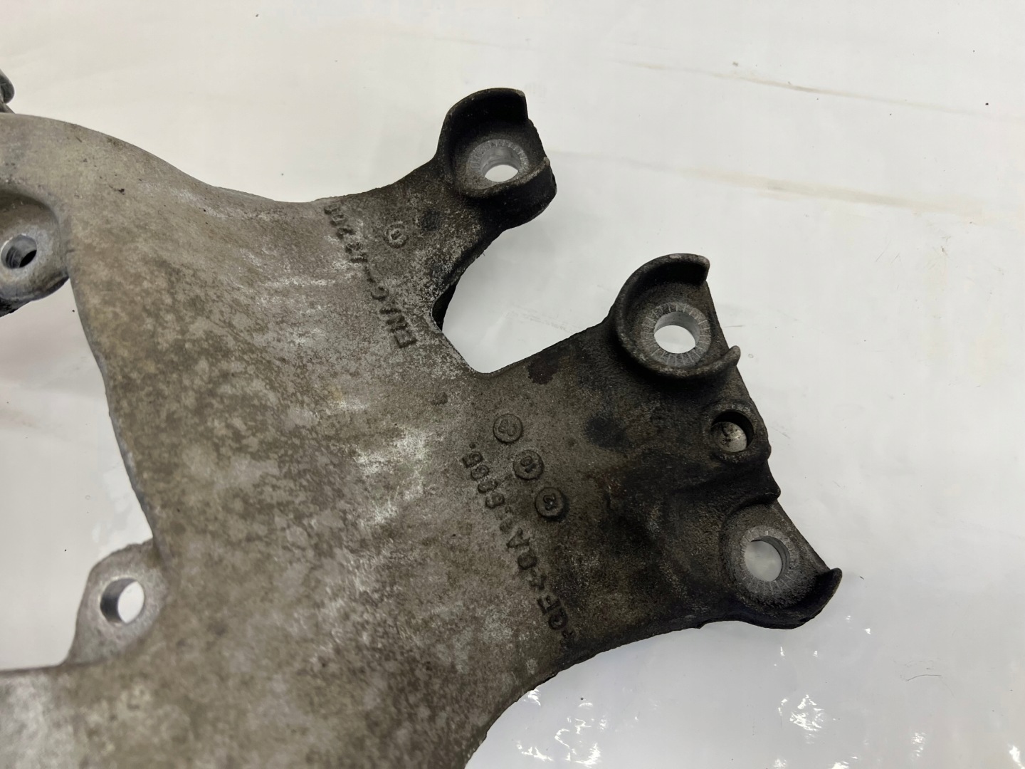 stütze strebe getriebe AUDI A6 C6 4F0399263L
