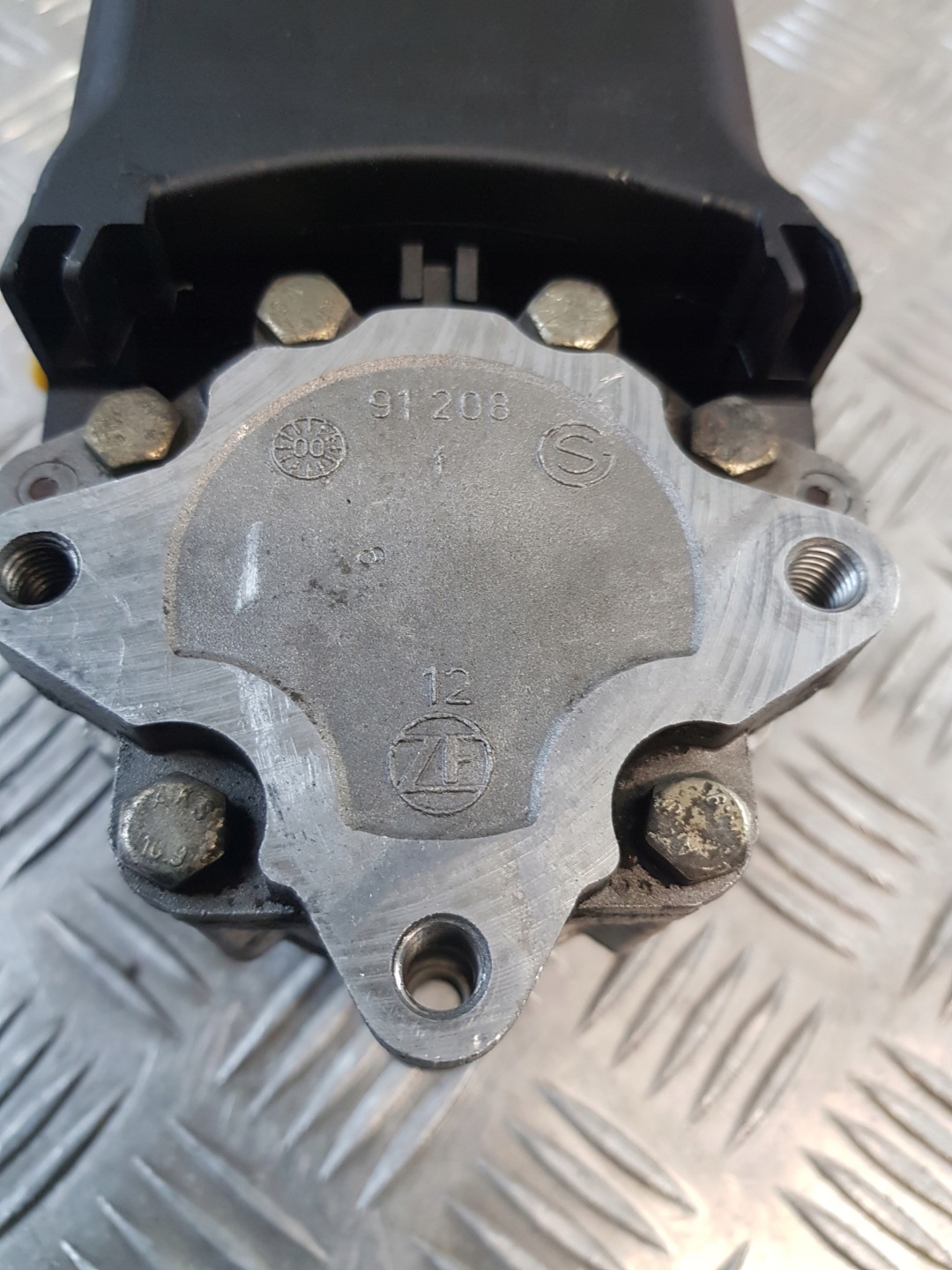 servo pump BMW E46 2.0D 98R