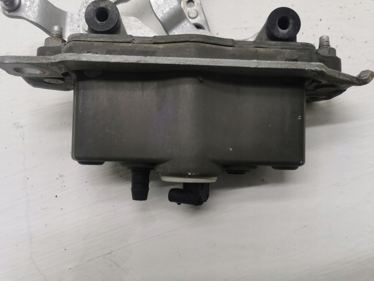 NABOJ bonnets hinge left MERCEDES E-KLASA W212 775