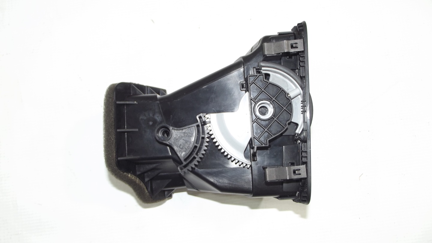VW Golf VI grid air conditioning devices right 5K0819704