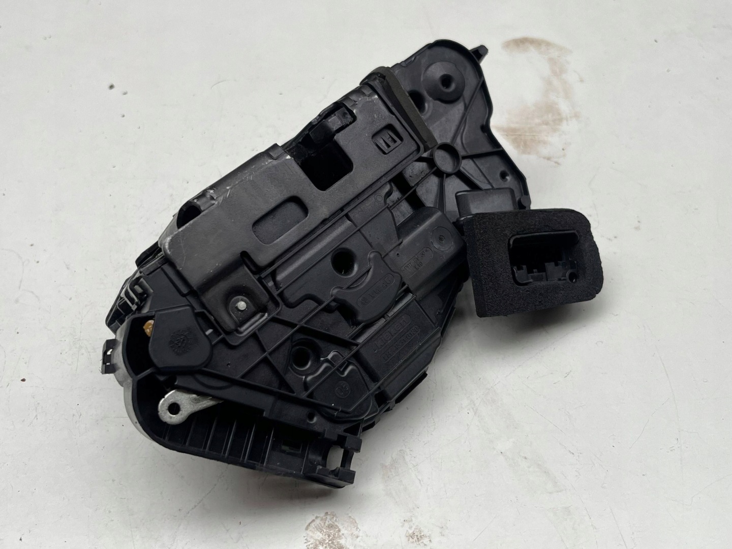 VOLKSWAGEN SEAT SKODA lock door left front 5TB837015B @M