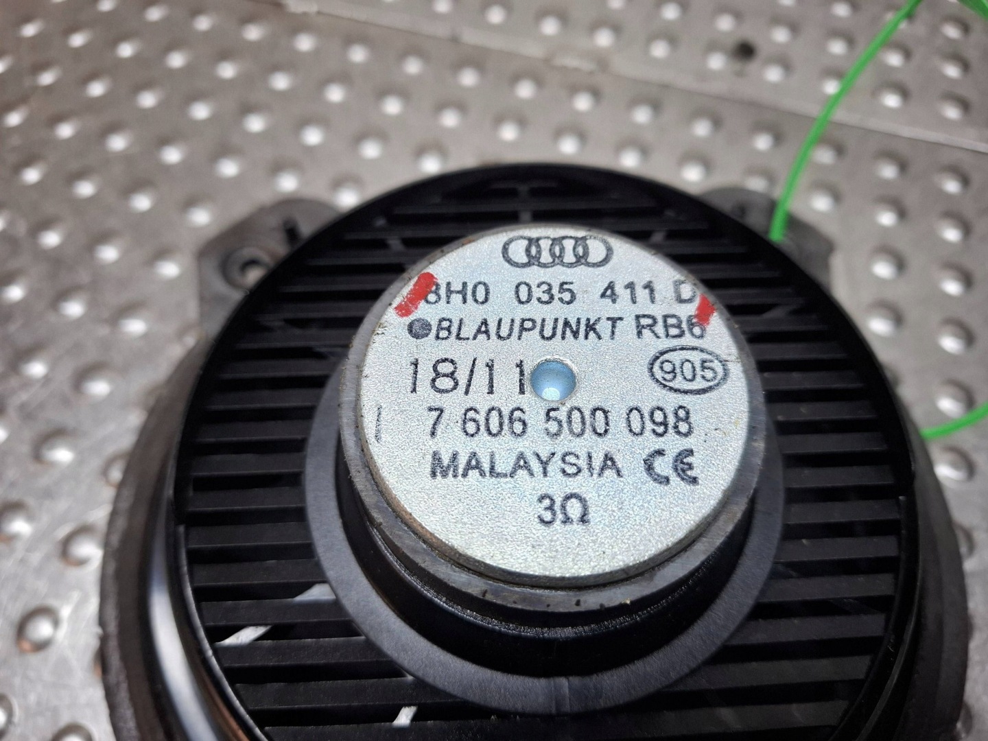 speaker left right rear part 8H0035411D AUDI A3 8P A4 B6 B7 CABRIO