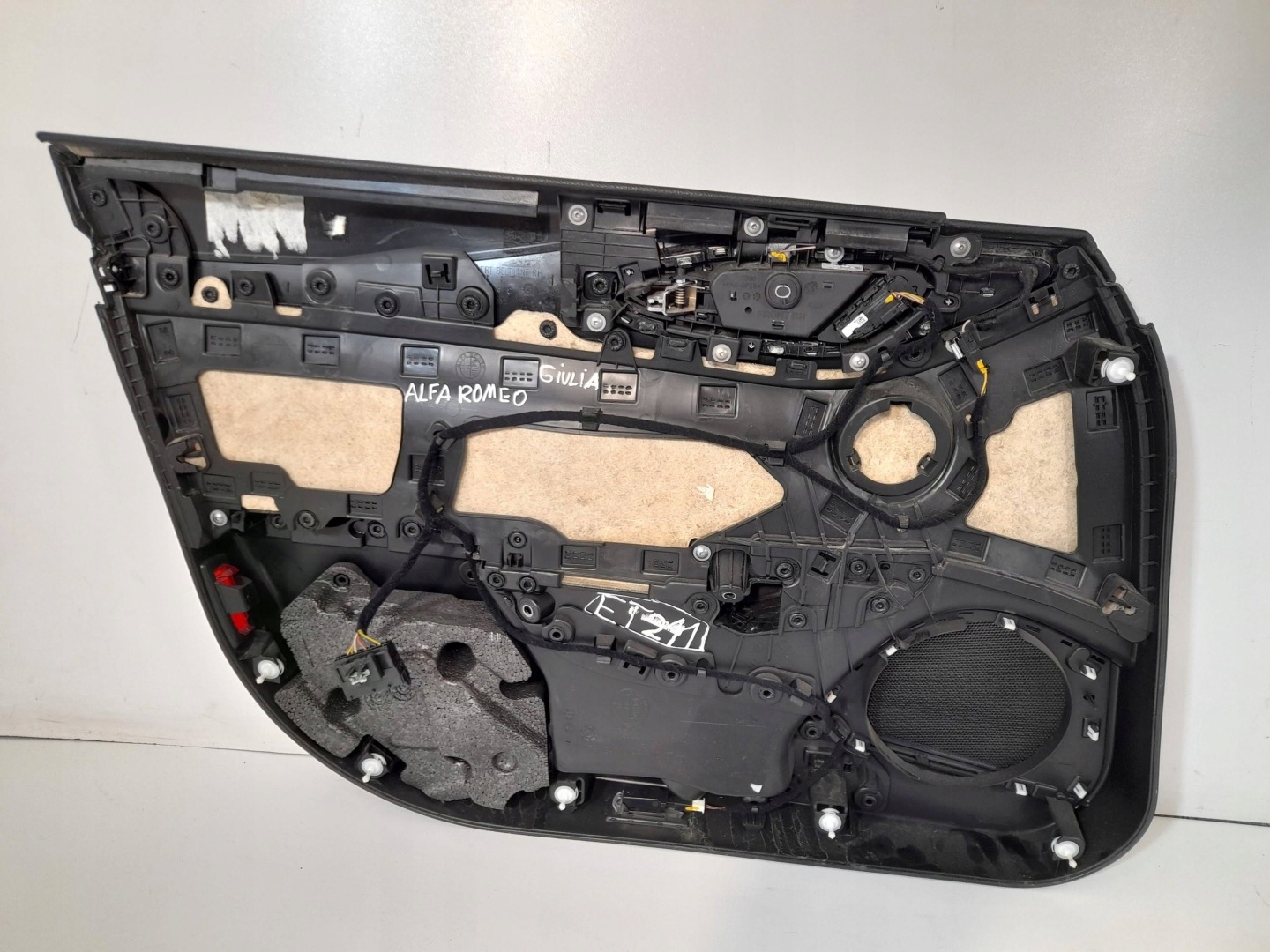 Alfa Romeo Giulia side door front right JC3078269 (ET211)
