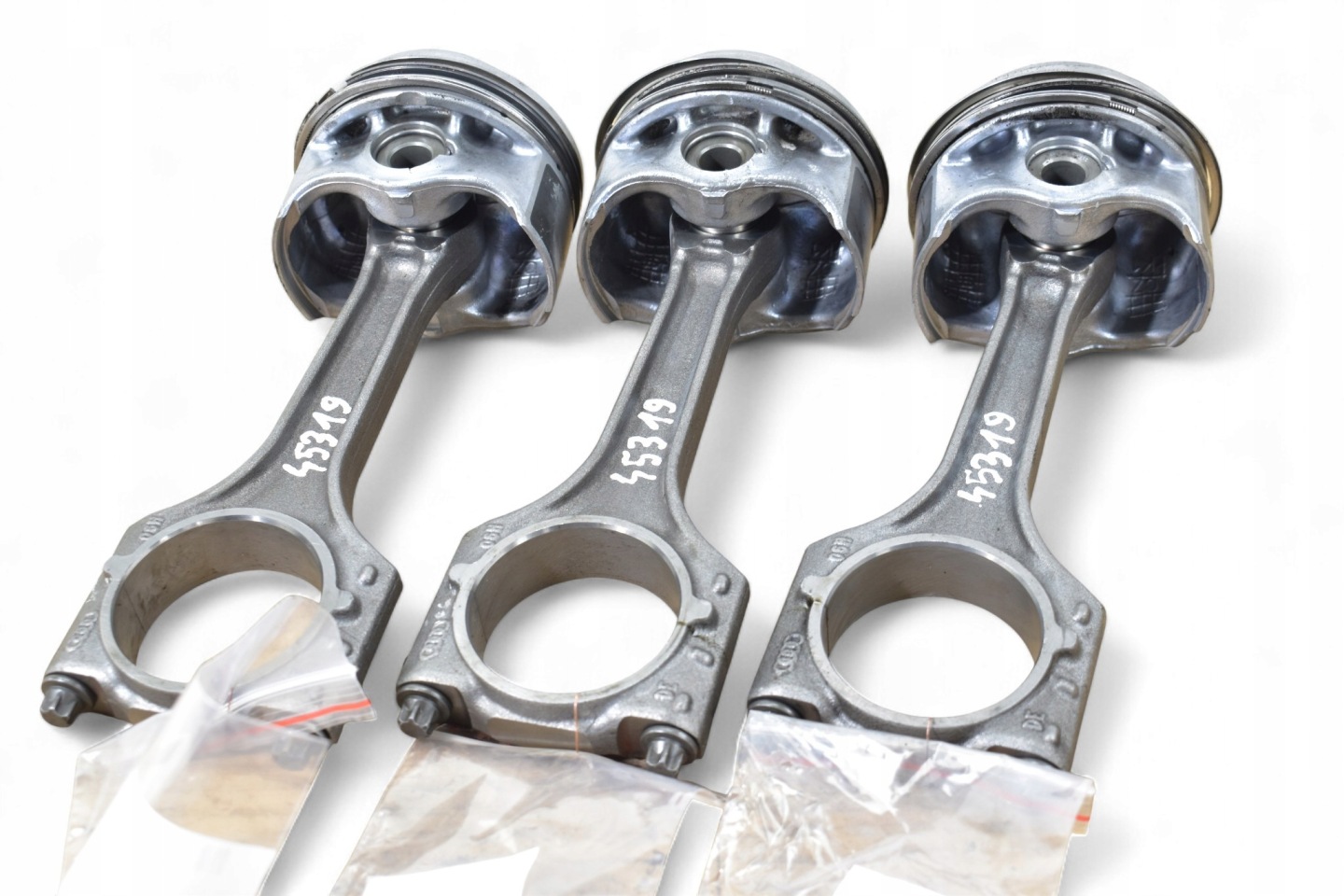 piston connecting rod 0822363 AUDI A4 B8 A3 8P 1.8 TFSI WYMIARY