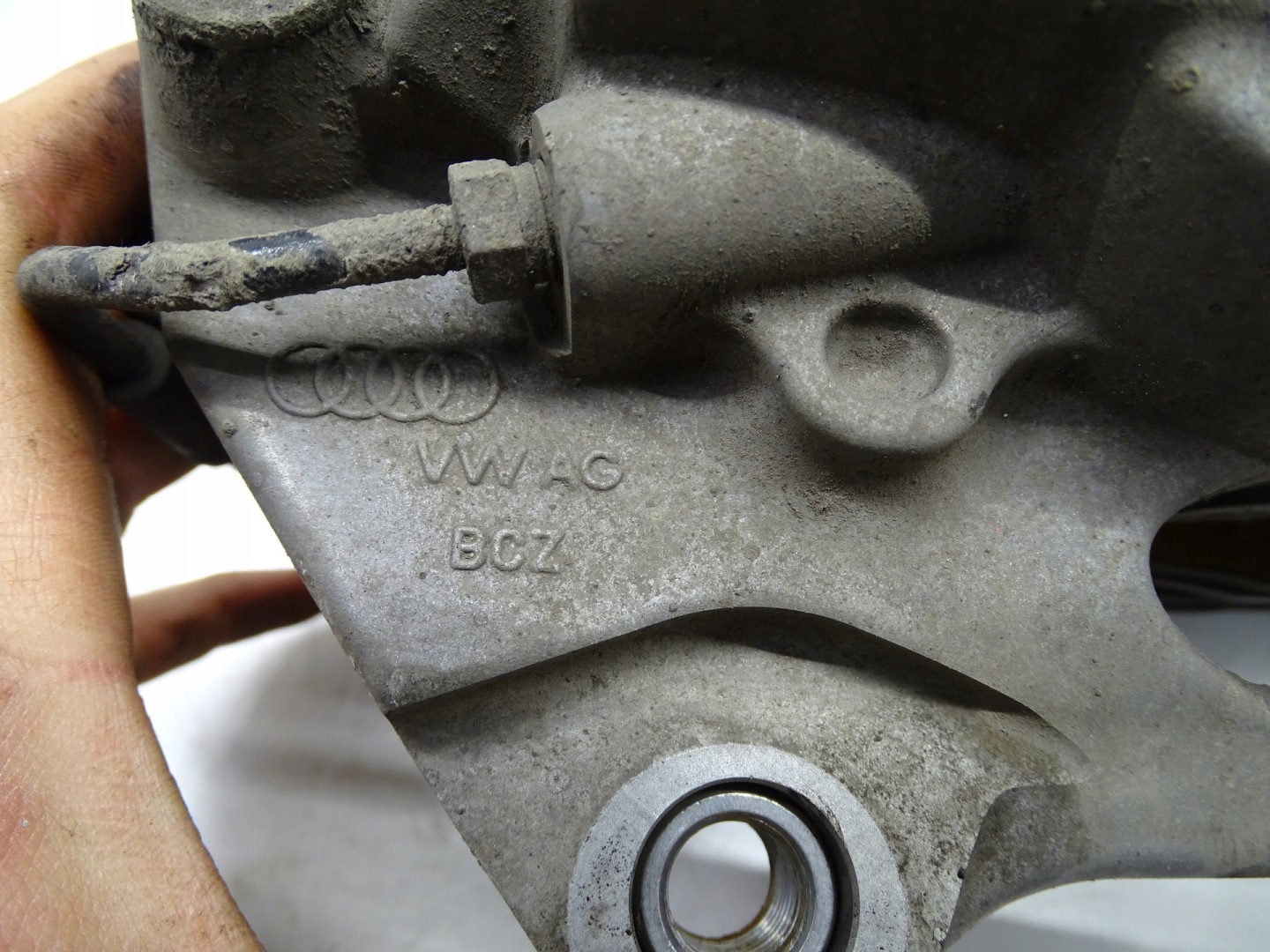 caliper brakes left AUDI A7 A6 Q5 8R0615105CA