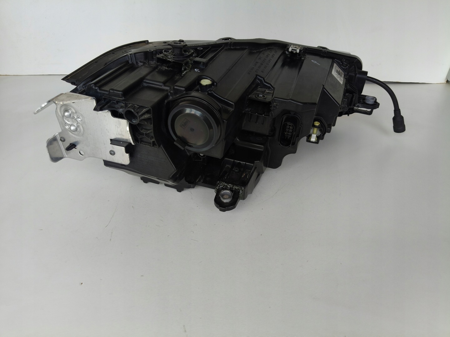 light left REFLEKTOR SKODA SUPERB IV 4 3P 3P0 23- FULL LED