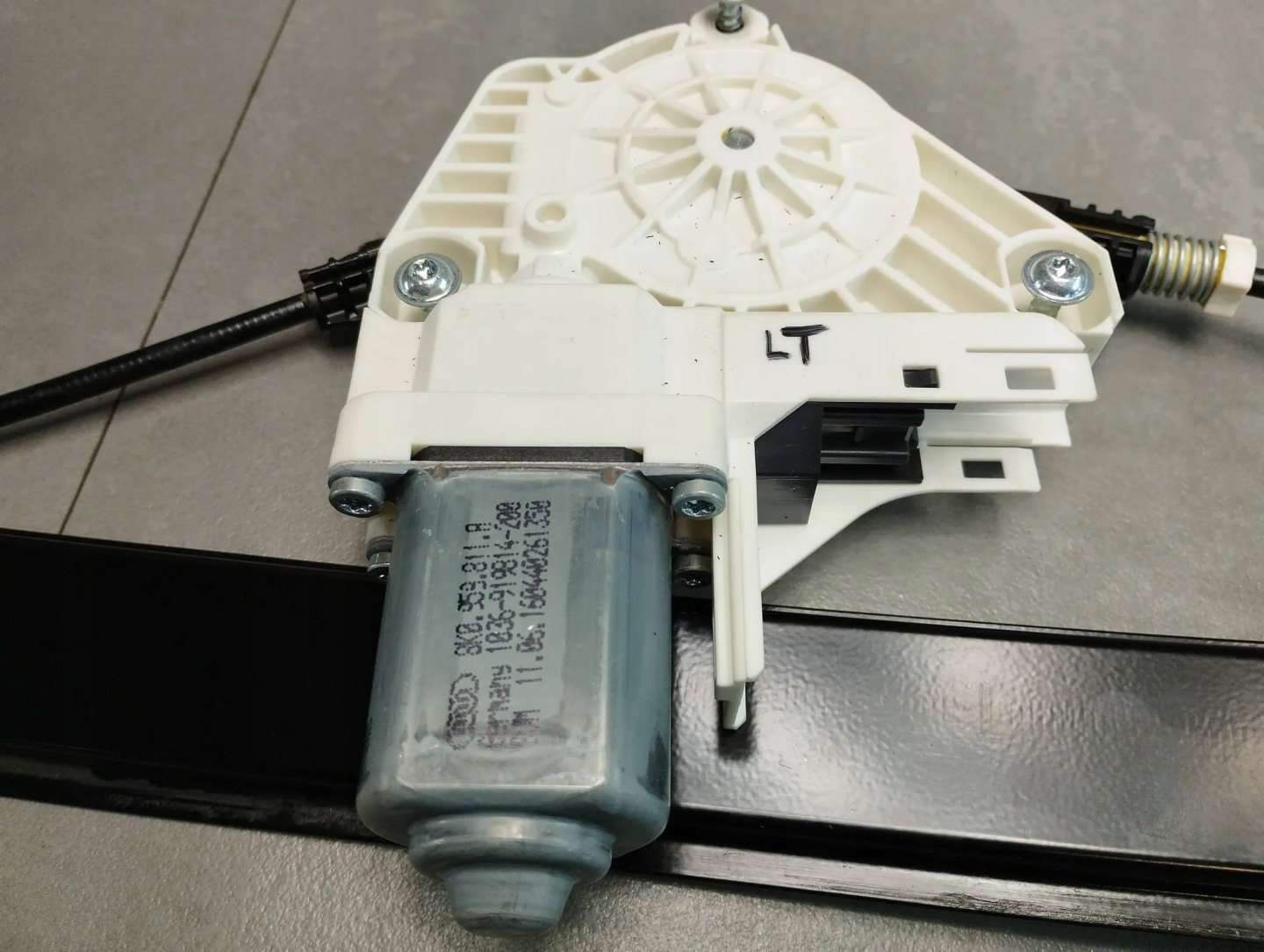 Audi A6 S6 C7 4G mechanism windows left rear part 4G0839461