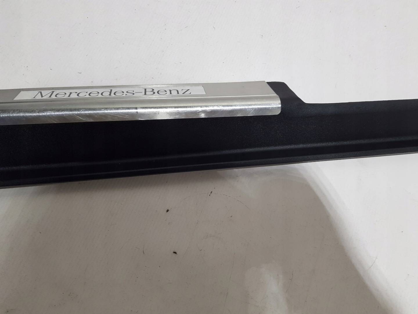 moulding threshold left front MERCEDES W251 LIFT