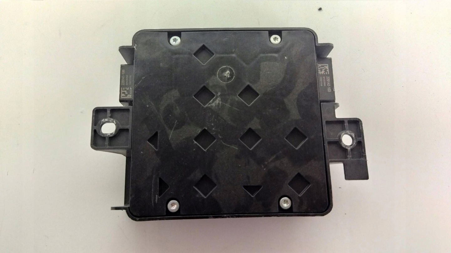 JEEP CHEROKEE KL 13- module KEYLESS 68272745AB