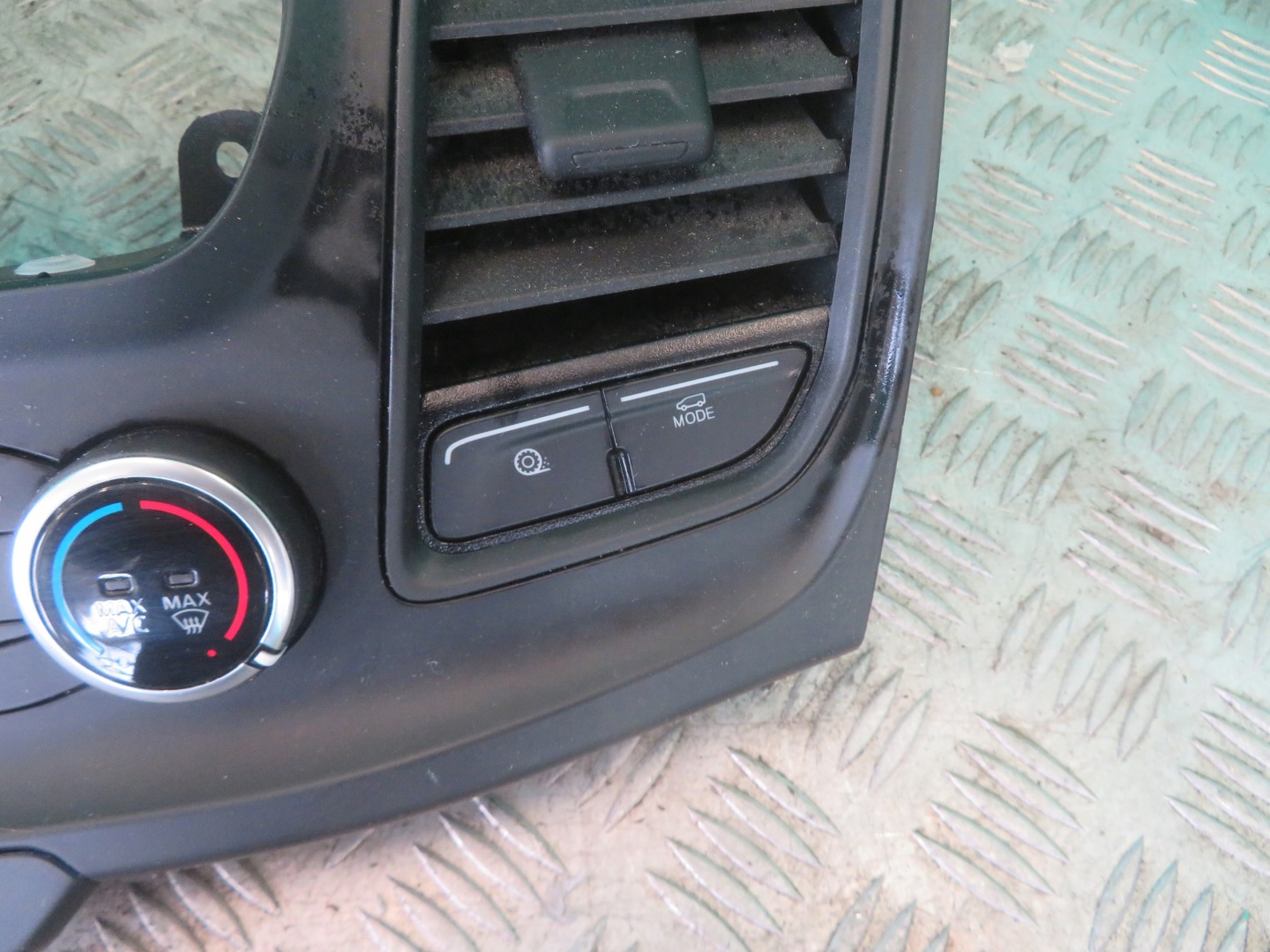 Châssis RADIA Unite commande clima FORD TRANSIT MK8 24R KK2T-19980-PA