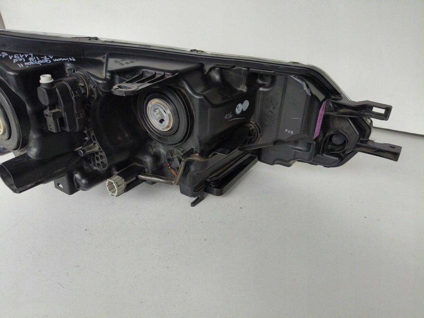light left REFLEKTOR NISSAN QASHQAI II 17- LIFT LED