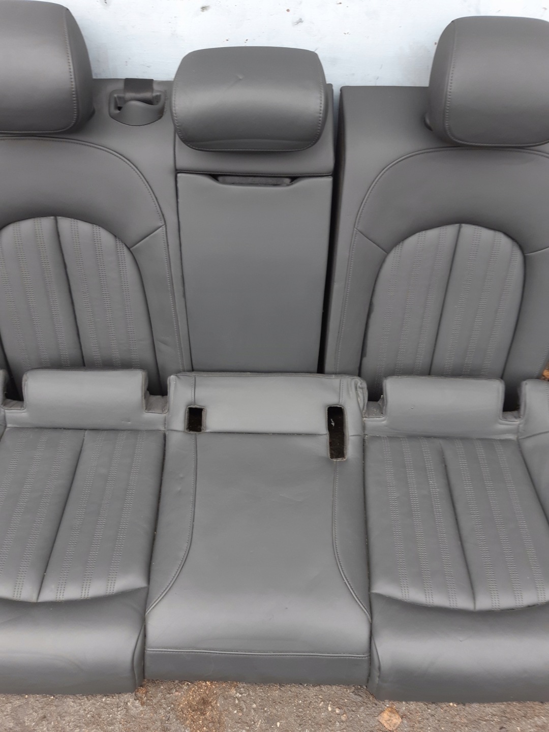 AUDI A7 4G S-LINE leather seat rear part