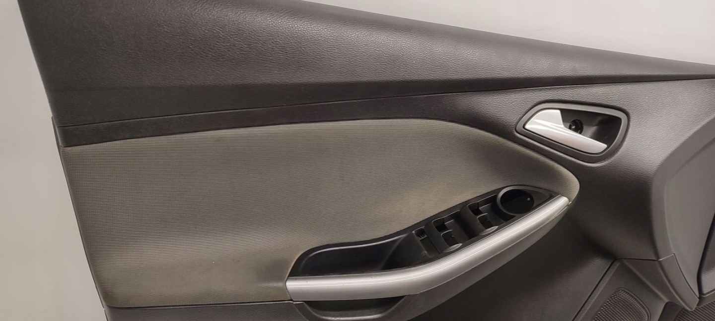 side side komplet Ford Focus MK3 1,6 TDCI HB