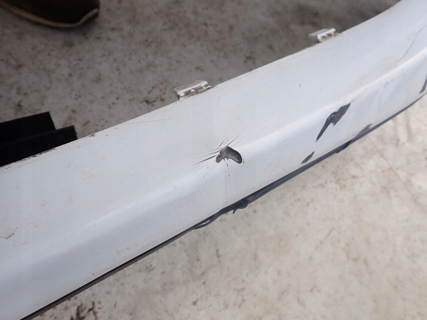 RENAULT TWINGO II LIFT 11-14 bumper front front