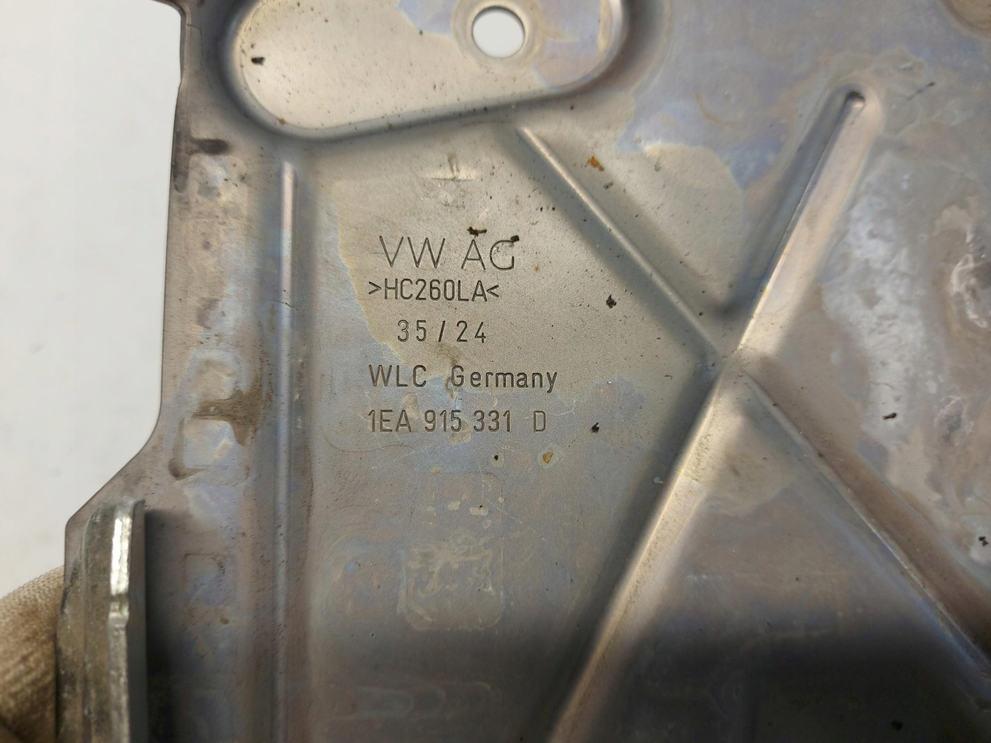 VW ID4 11A , 2024r SUV 5D držač držač akumulatora 1EA915331D