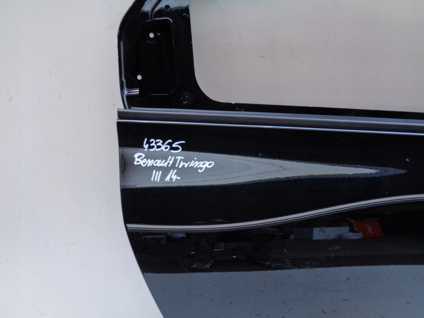 door right rear. RENAULT TWINGO III 14- NR 43365
