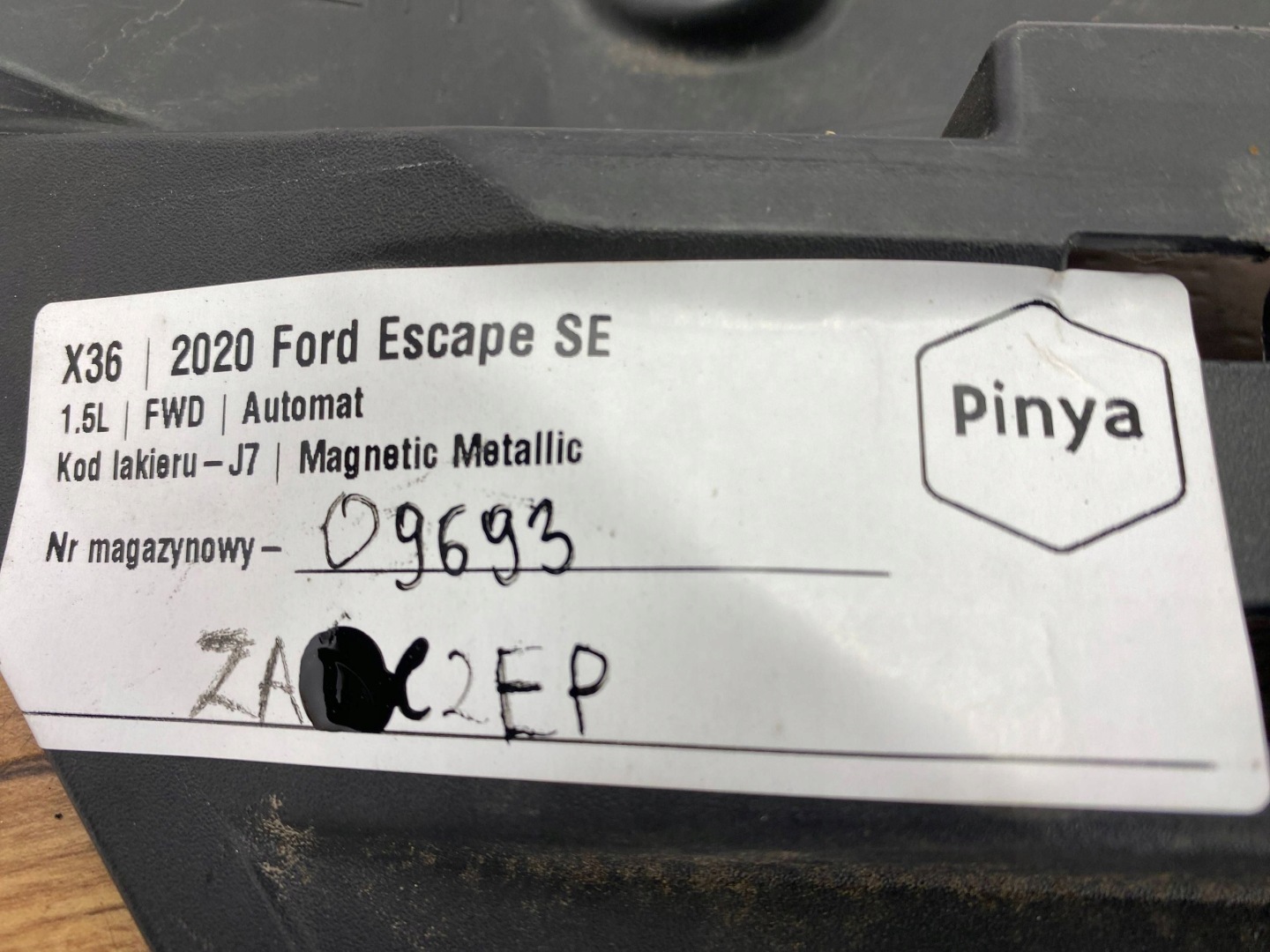 cover left Ford Escape IV Kuga MK3 2020+
