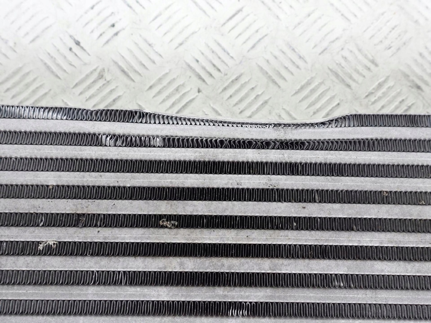 AUDI A4 A5 8W Q5 B9 TDI V6 INTERCOOLER 8W0145805E