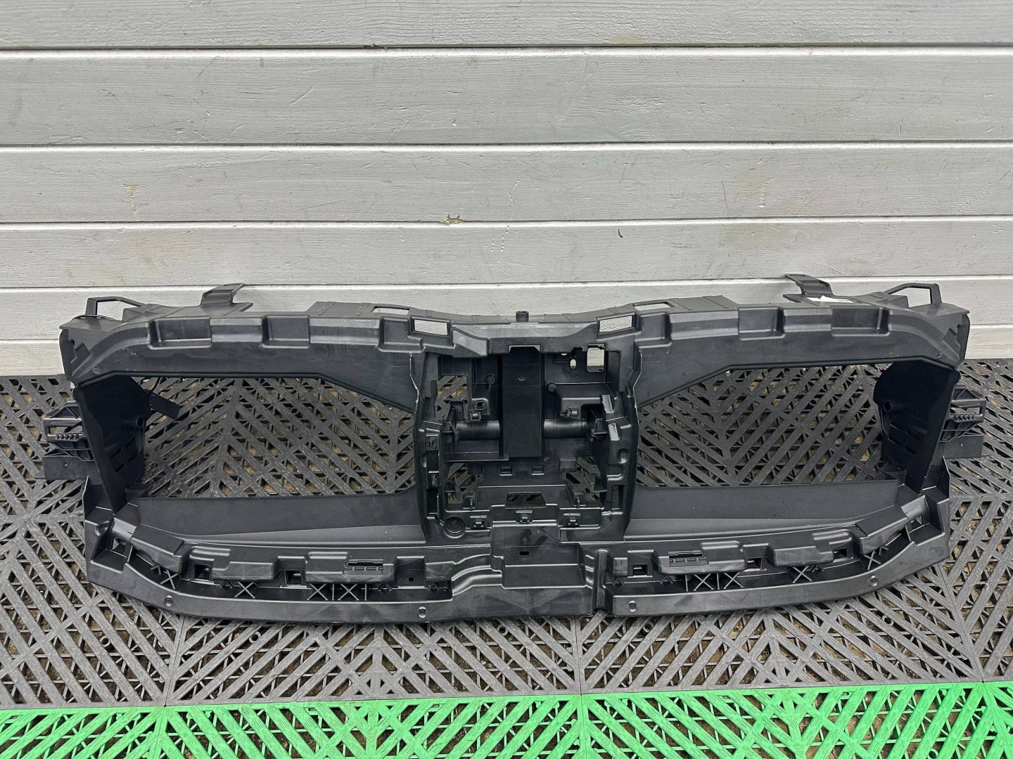 grille radiator (grill) BMW X2 U10 5A4B3D512