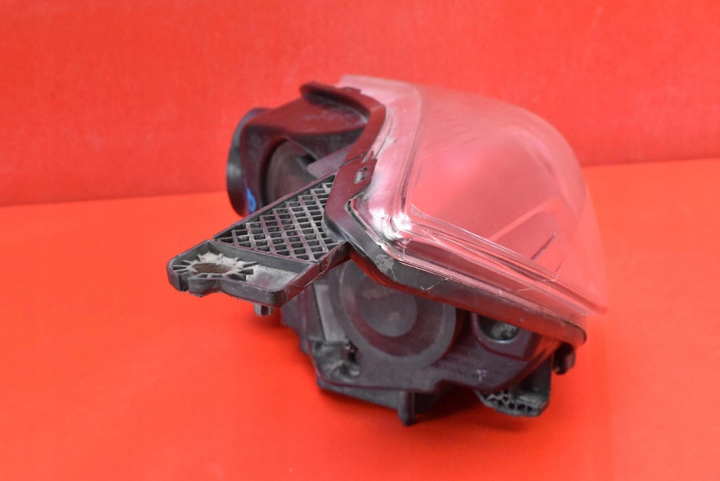 REFLEKTOR right light front EU BM51-13W029-A FORD FOCUS MK3 11-15