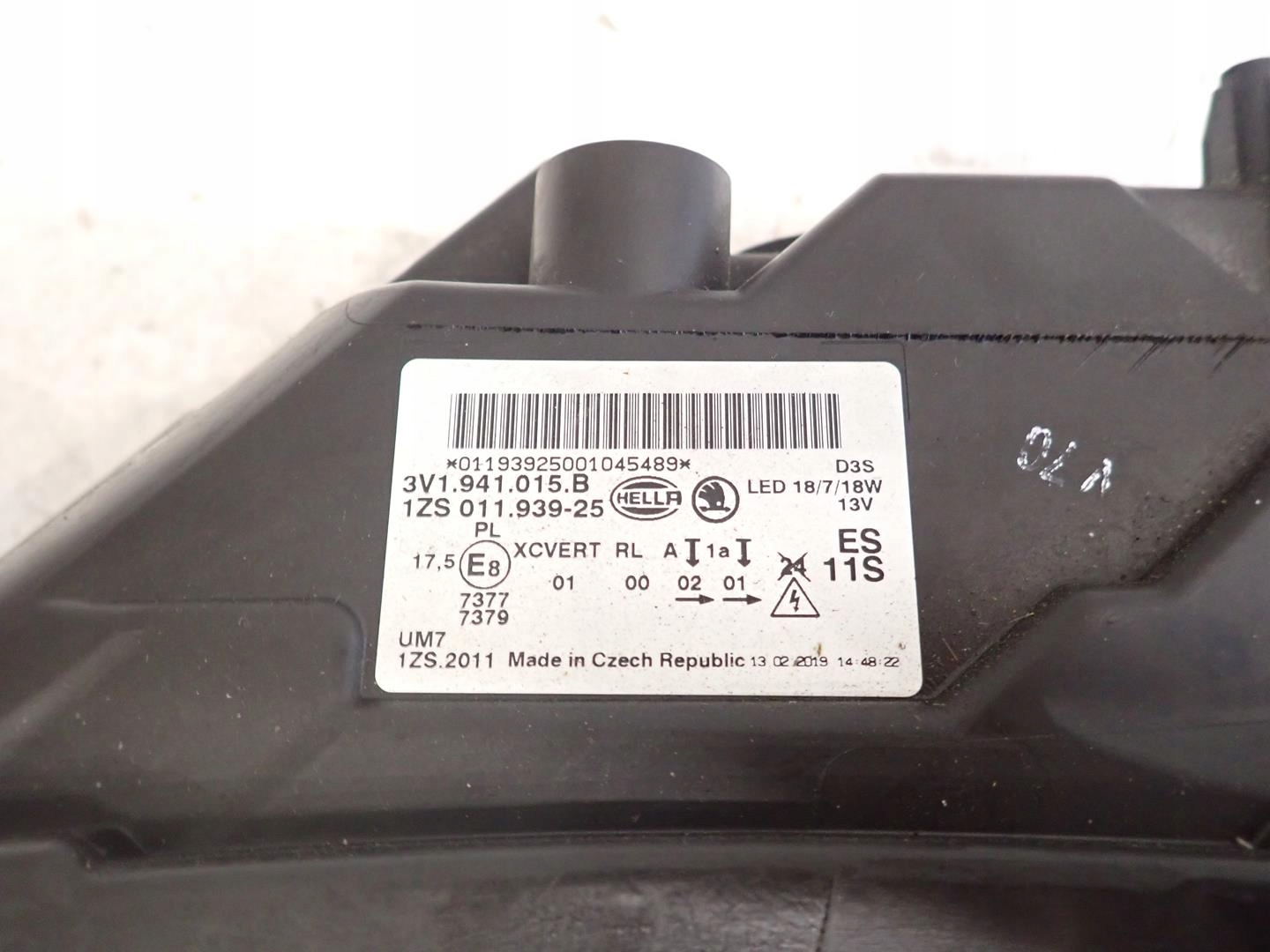 light front front left SKODA SUPERB III 2015- BI-XENON SKR 3V1941015B