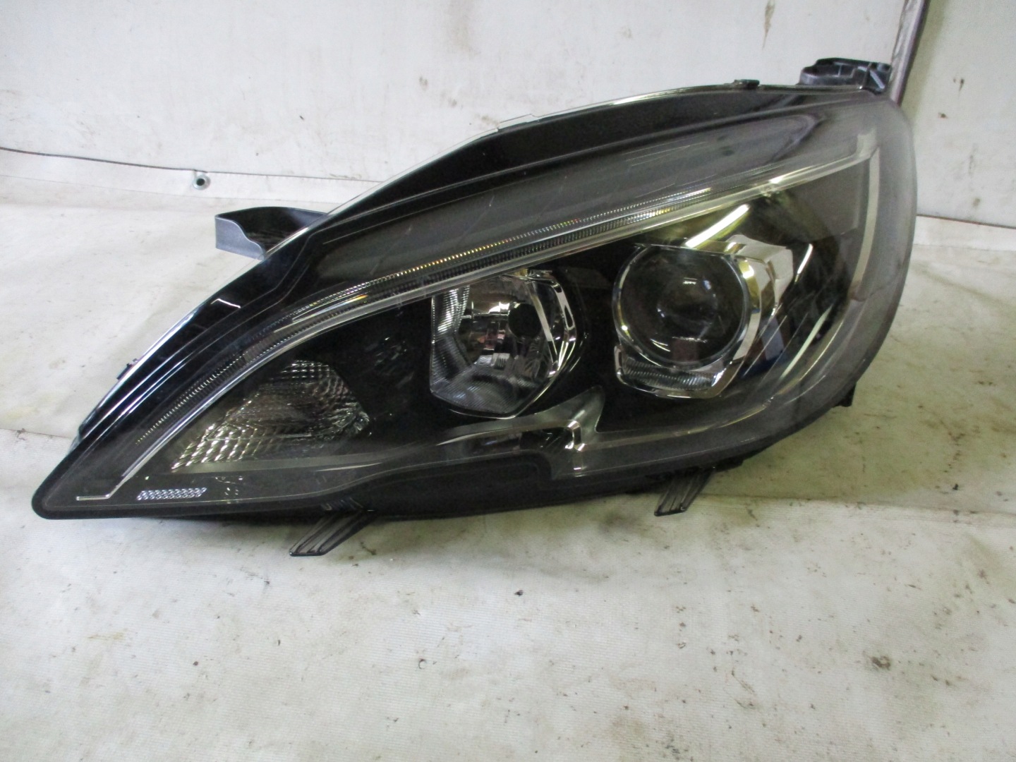light left front front Peugeot 308 lift T-9 98169906