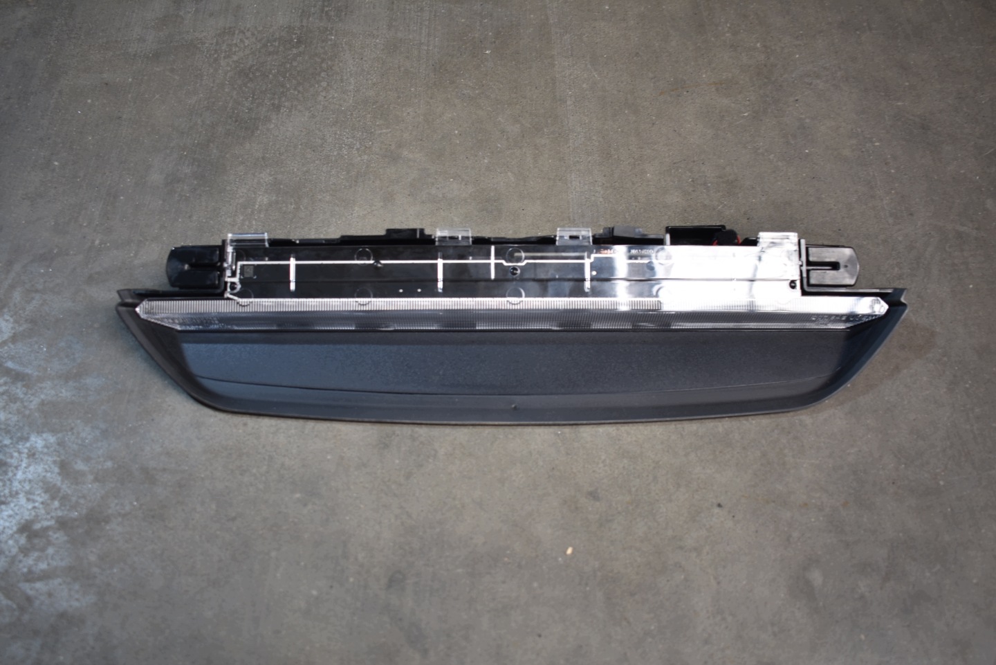 IDEALNE light STOP BMW G70 1